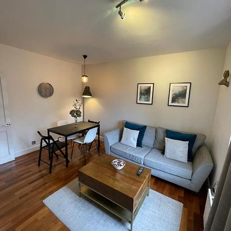Spacious Flat Opposite The Oval Apartment Londra Exterior foto